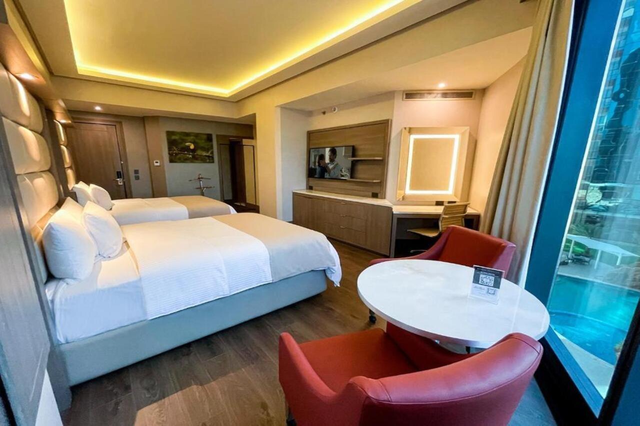 Safi Royal Luxury Metropolitan Hotell San Pedro Garza Garcia Exteriör bild Deluxe room