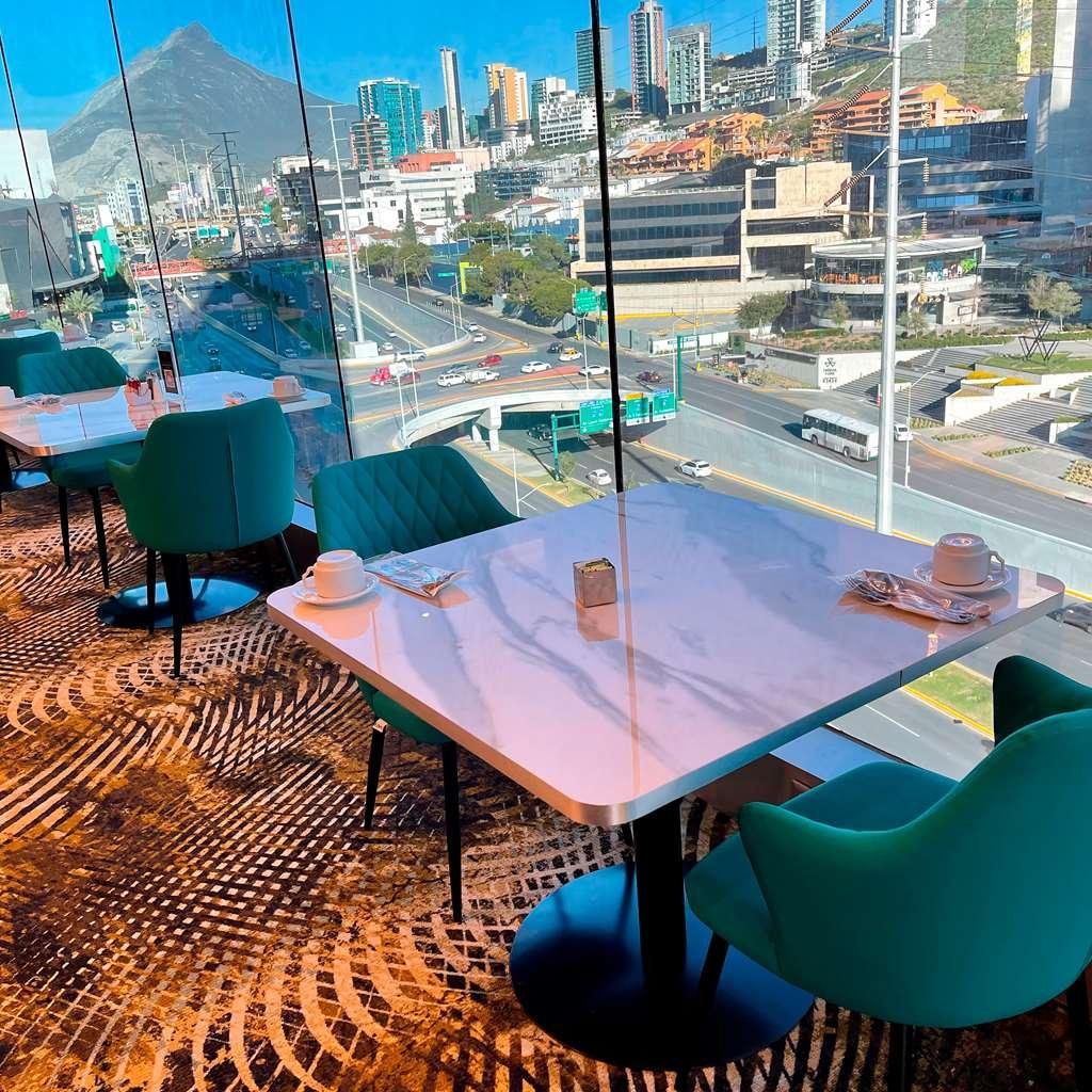 Safi Royal Luxury Metropolitan Hotell San Pedro Garza Garcia Restaurang bild Skyline Lounge at LAX